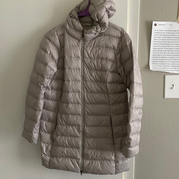 Eddie Bauer Jackets & Blazers - Eddie Bauer Tan/Sand Packable Down Parka